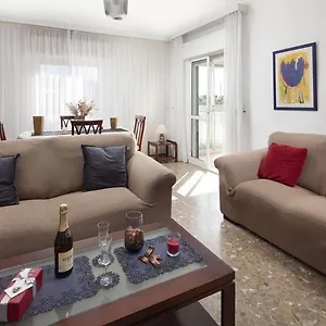  Apartamento Piso Espacioso Y Luminoso En Torrox-costa